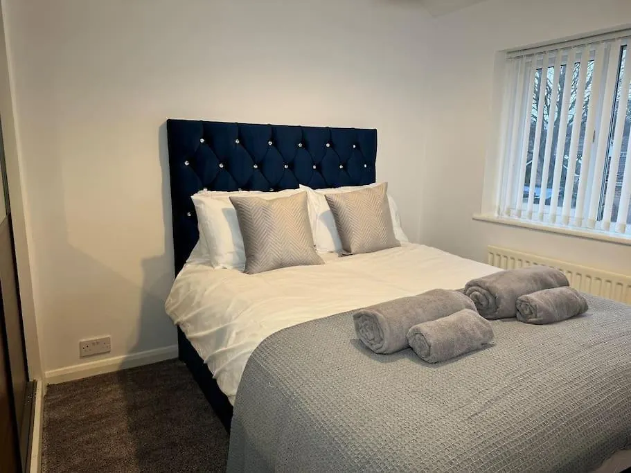 Cosy 3Br Modern Home Middlesbrough contacts